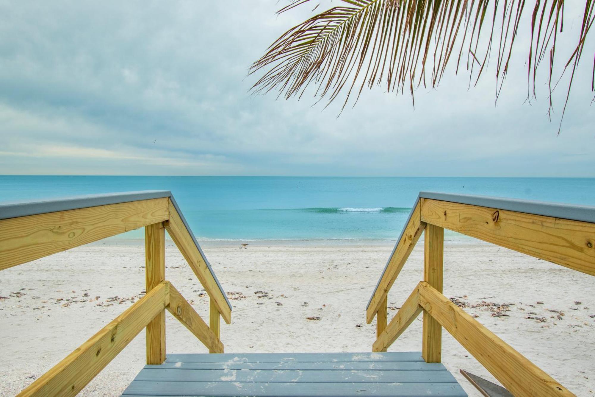 Funshine Sunset Beach Сант Пит Бич Экстерьер фото